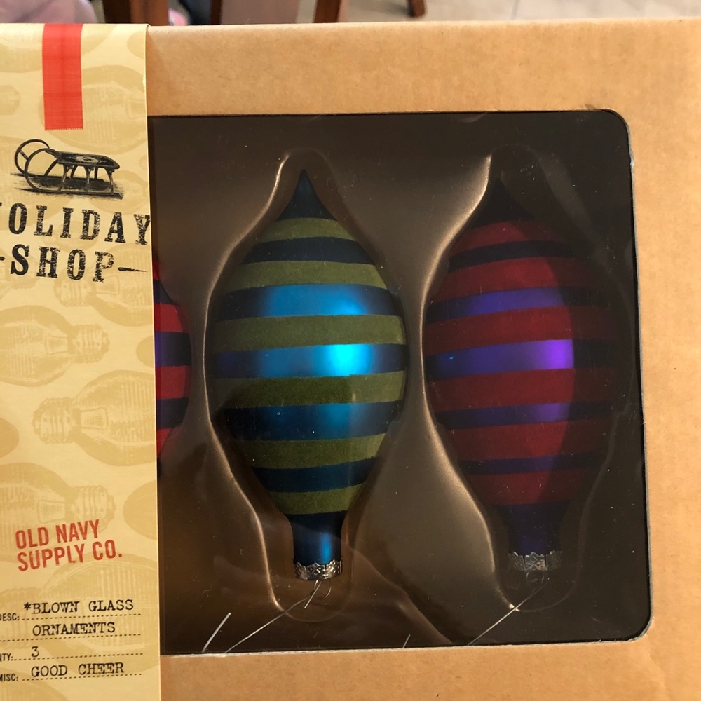 Set of 3 ornaments